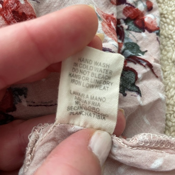 Floral tiered skirt. NWOT. Small - Picture 5 of 5